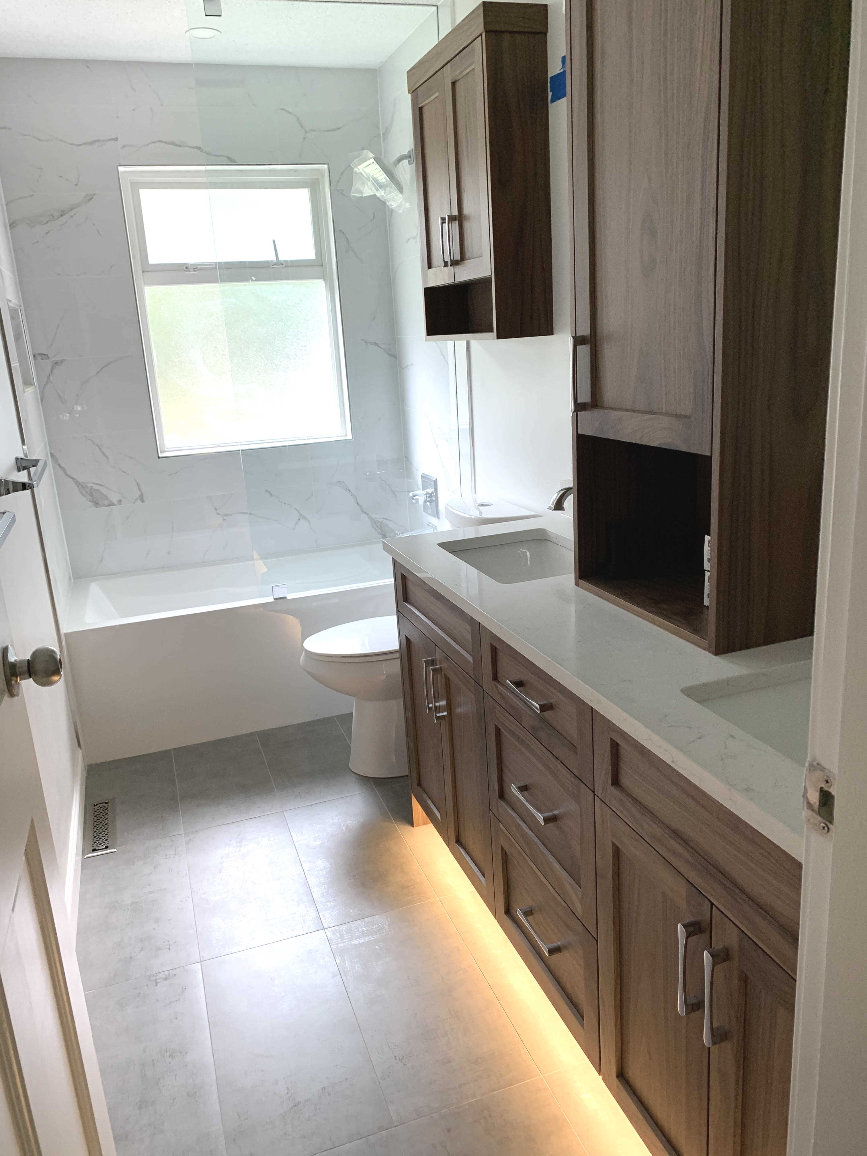 Sample renovation and repair work photo 11