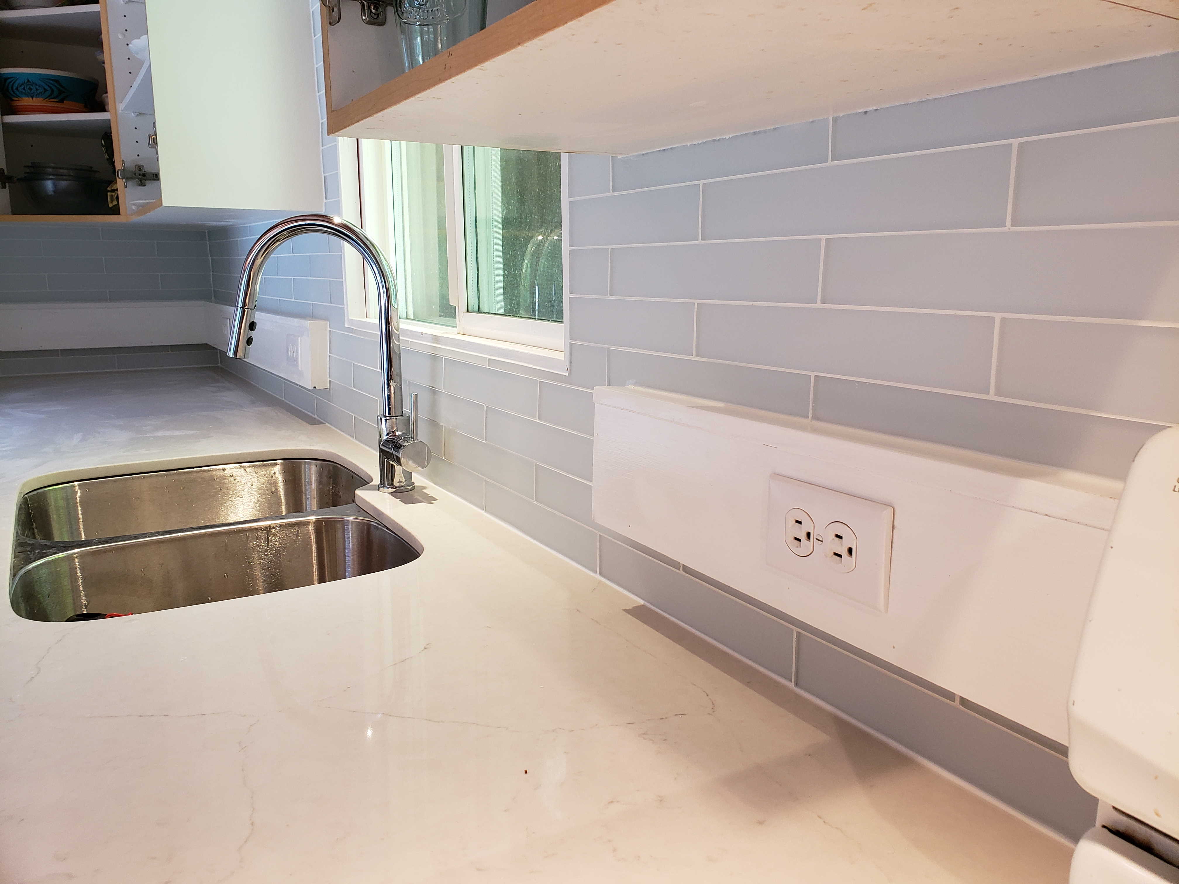 Sample renovation and repair work photo 18