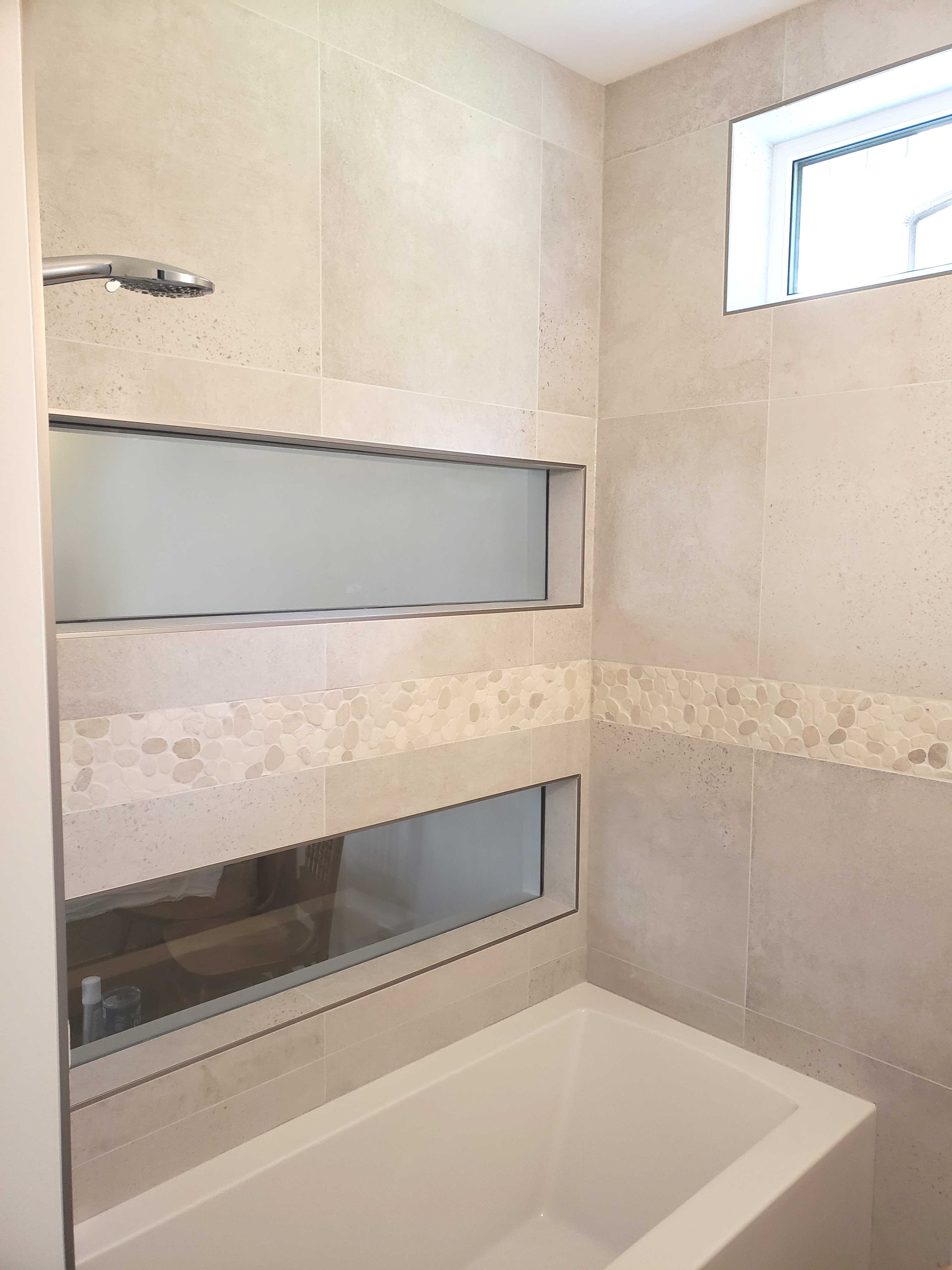 Sample renovation and repair work photo 25